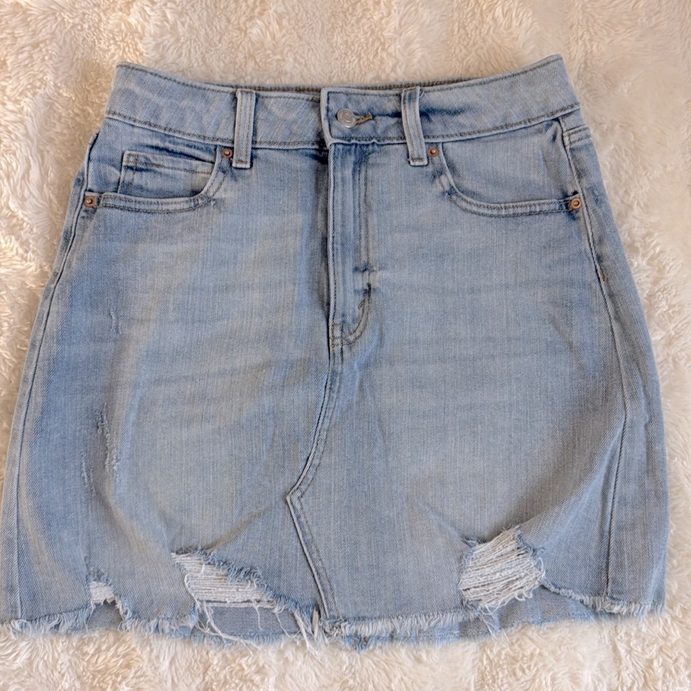 Wild Fable High Rise Light Wash Light Blue Denim Jean Skirt Women’s Size 6